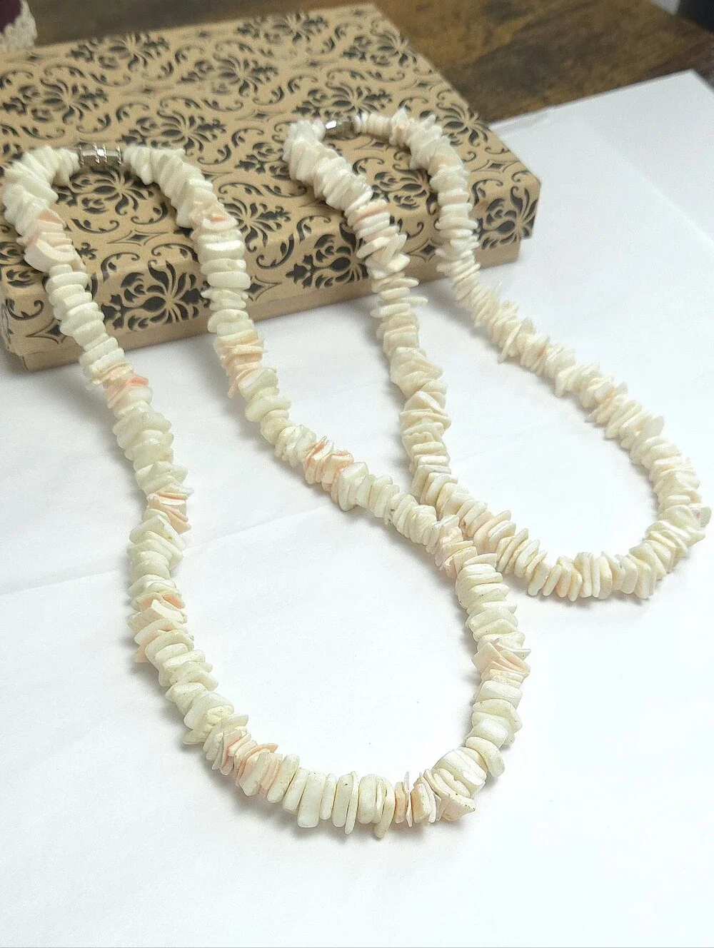 Handmade Natutal Puka Shell Necklaces Lot of 2 Shell Necklaces 14